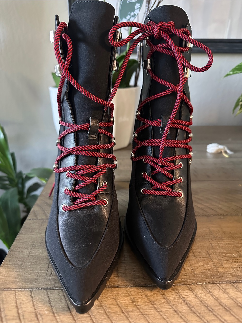 Steve Madden Black Lace-Up Pointed Boots with Red Laces